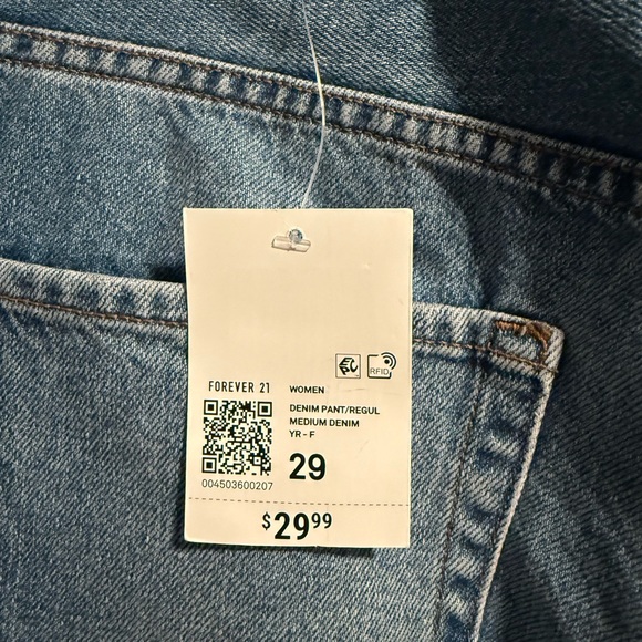 Forever 21 Mom Jeans - Size 29 - Picture 6 of 6